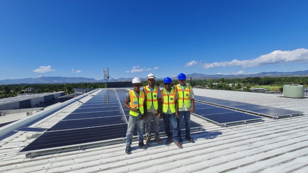 TOURISM FIJI HEAD OFFICE GOES GREEN Nadi Chamber of Commerce & Industry